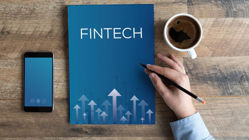 Leveraging AI Models for Personalized Investment Recommendations in Fintech Apps